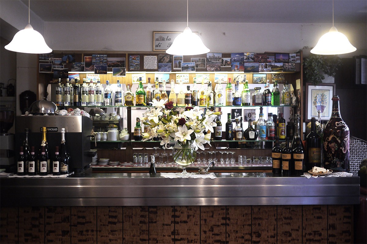 Il banco del bar
